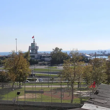 Uemit Yenikapi 酒店