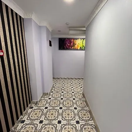 Uemit Yenikapi Hotel *