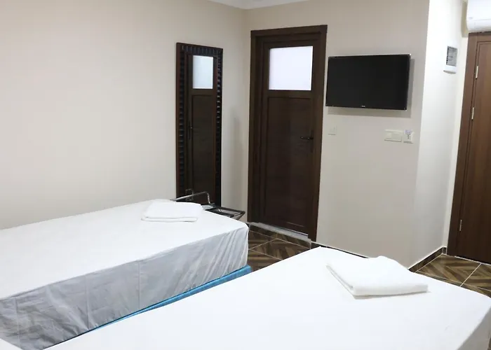 Uemit Yenikapi 호텔 *